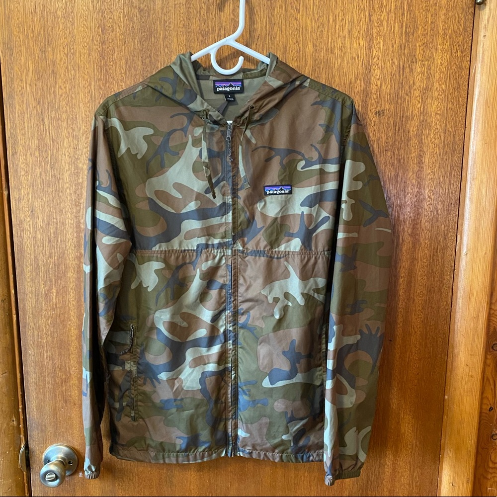 Patagonia camouflage windbreaker